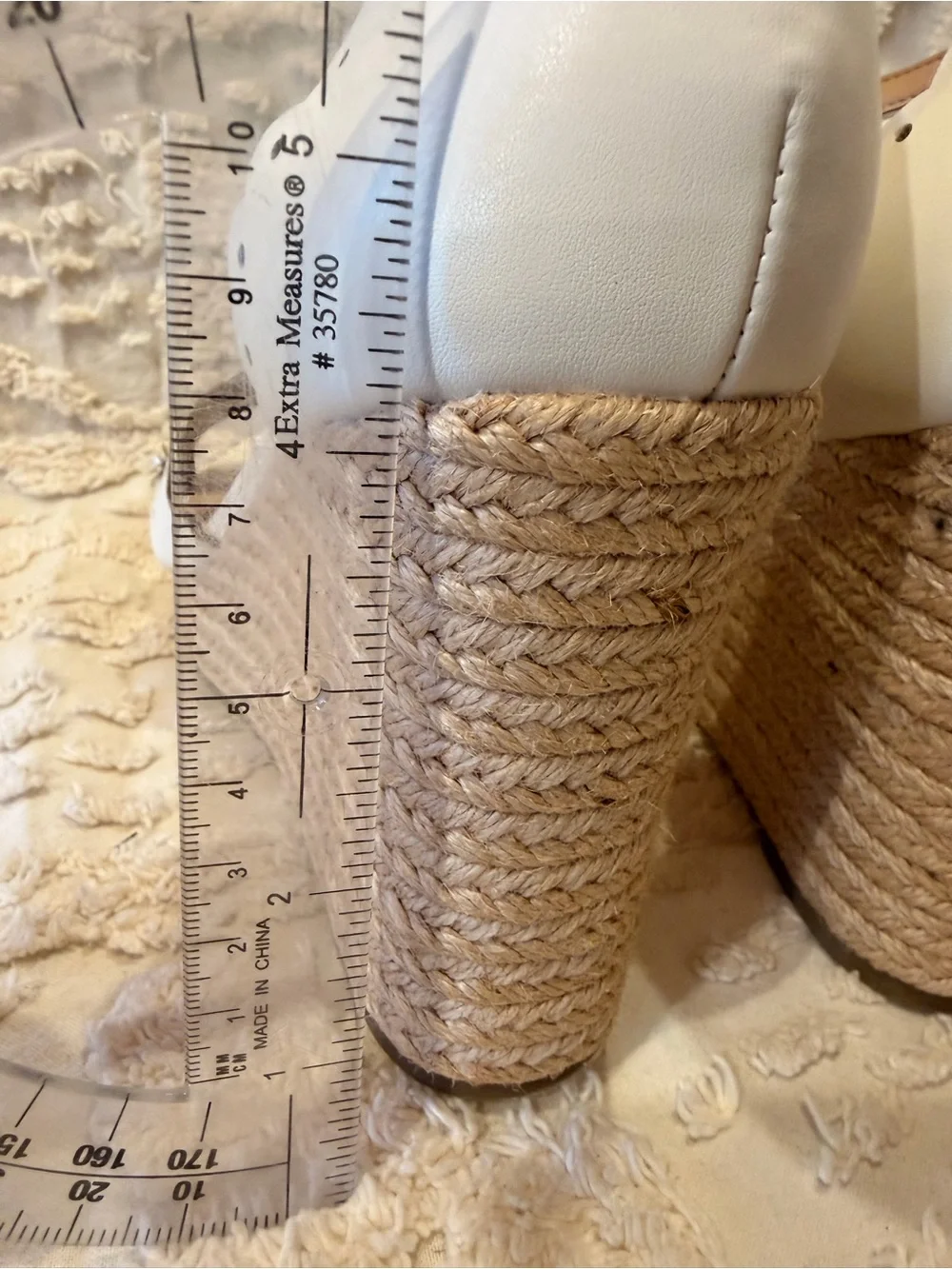 On 34th White Floral Scalloped Espadrille Wedge Sandals 675